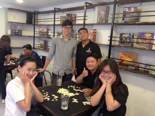 cafe-boardgame-2