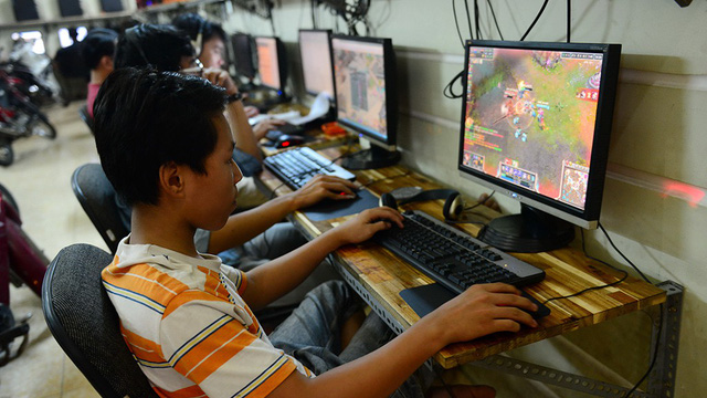 chơi game