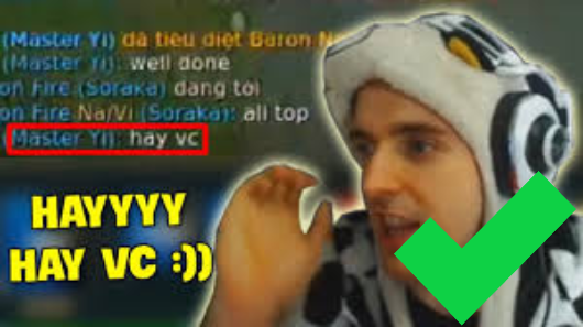 Tẩy tế bào chết cho môi
