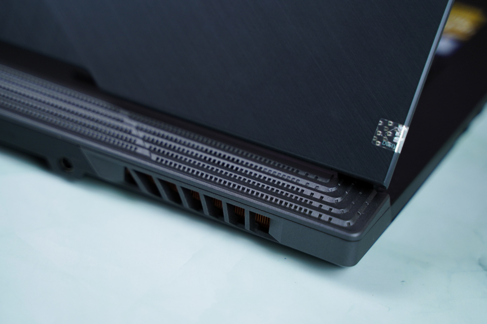 rog strix scar
