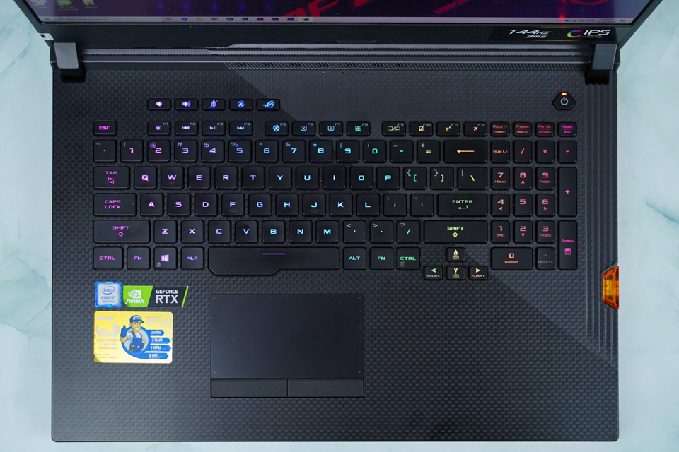 rog strix scar