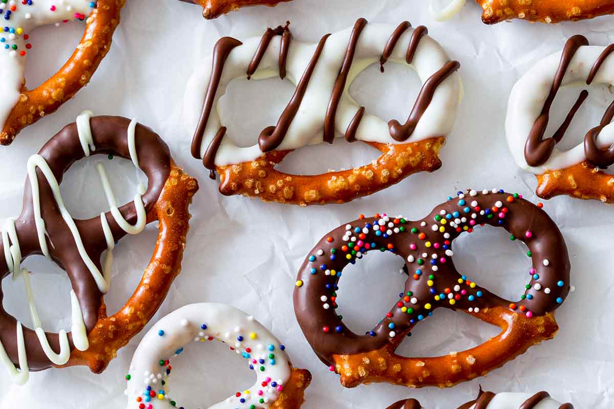 bánh pretzel, pretzel, bretzel, pretzel là gì, pretzel nhỏ, pretzel ngọt, pretzel socola