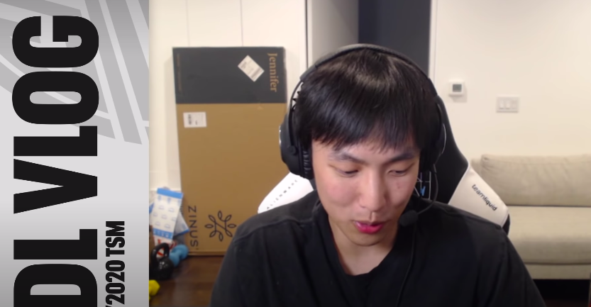 Doublelift bị đồng đội nói xấu