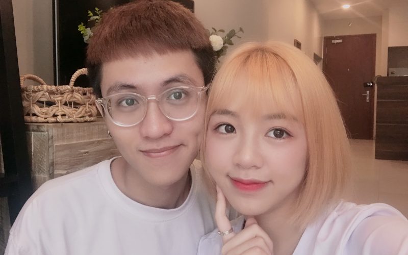 Hà Tiều Phu và bạn gái