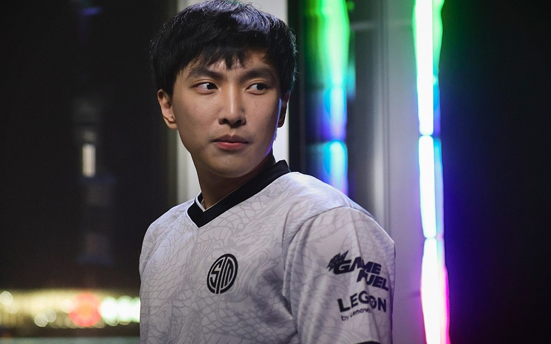 Doublelift trở thành streamer cho TSM