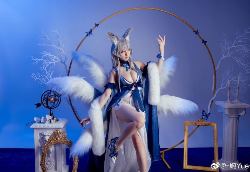Bộ ảnh cosplay nhân vật Shinano trong Azur Lane phiên bản "đậm chất xôi thịt"