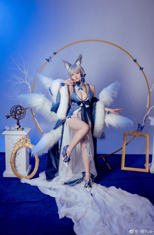 Bộ ảnh cosplay nhân vật Shinano trong Azur Lane phiên bản "đậm chất xôi thịt"