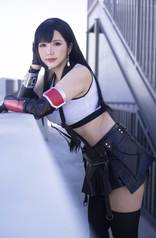 Bộ ảnh cosplay nhân vật Tifa nóng bỏng của cô nàng coser gốc Việt Hana Bunny 