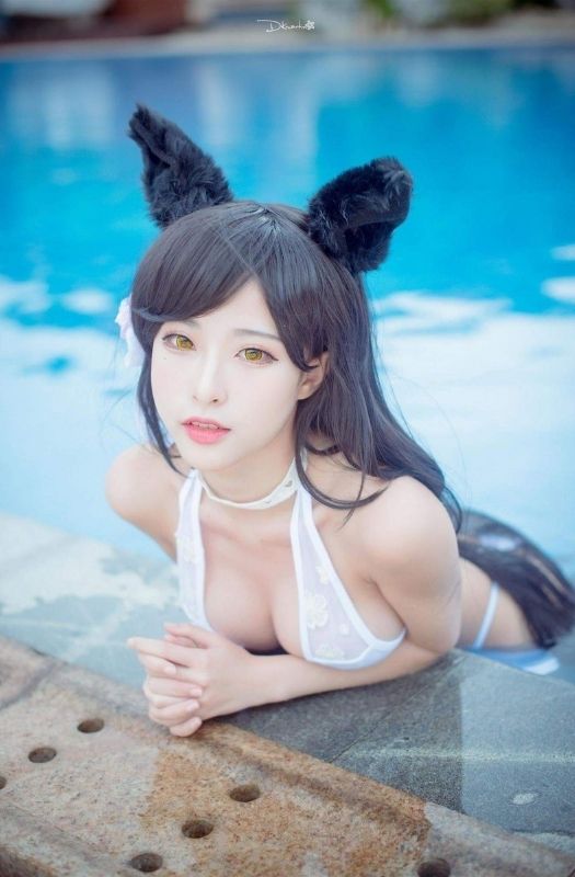 Loạt ảnh cosplay nàng Atago siêu gợi cảm trong Azur Lane