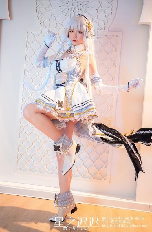 Loạt ảnh cosplay mỹ nhân Azur Lane lấp ló ngực đầy, đẹp mê hồn
