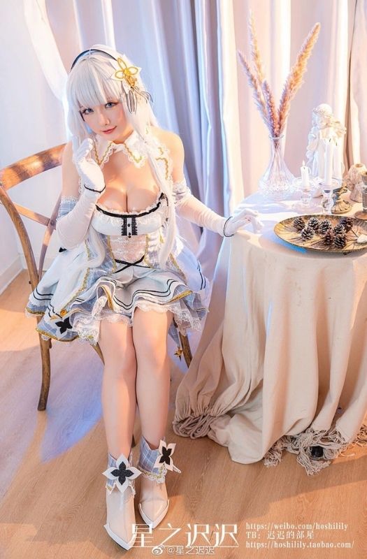 Loạt ảnh cosplay mỹ nhân Azur Lane lấp ló ngực đầy, đẹp mê hồn