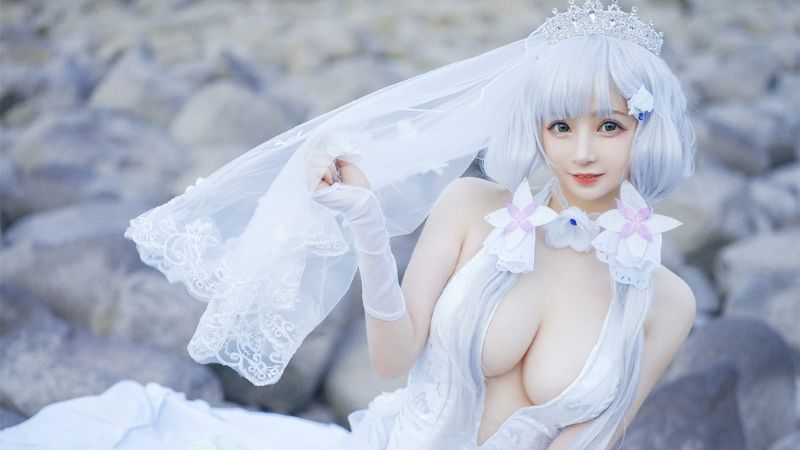 Loạt ảnh cosplay mỹ nhân Azur Lane với bộ áo cưới đầy quyến rũ