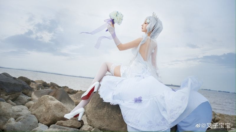 Loạt ảnh cosplay mỹ nhân Azur Lane với bộ áo cưới đầy quyến rũ