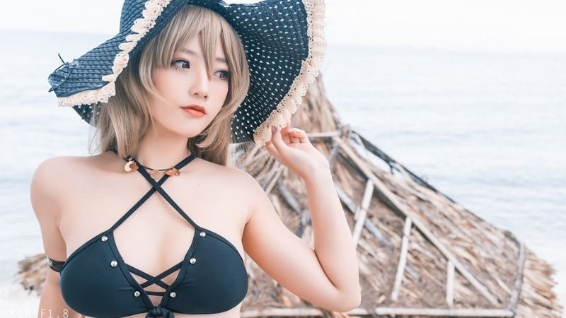 Loạt ảnh cosplay nhân vật Jean Bart phiên bản bikini với tâm hồn gợi cảm trong Azur Lane 