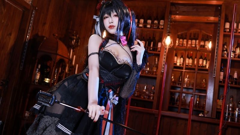 Bộ ảnh cosplay mỹ nhân Taihou trong Azur Lane đầy ngọt ngào và gợi cảm