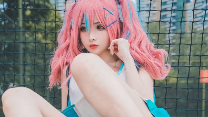 Bộ ảnh cosplay nhân vật USS Bremerton trong Azur Lane khiến người xem phải bỏng mắt