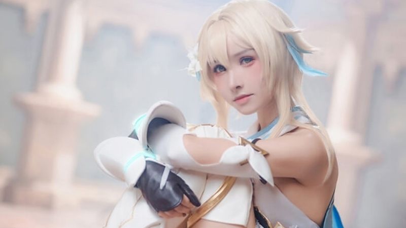 Bộ ảnh cosplay nhân vật Lumine đẹp lung linh và vô cùng chân thật