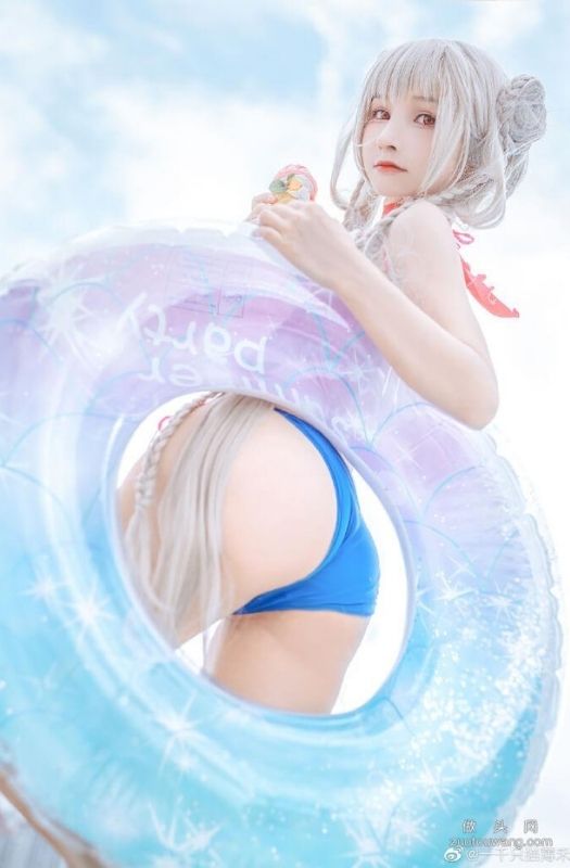 Loạt ảnh cosplay nàng HMS Formidable siêu gợi cảm trong Azur Lane