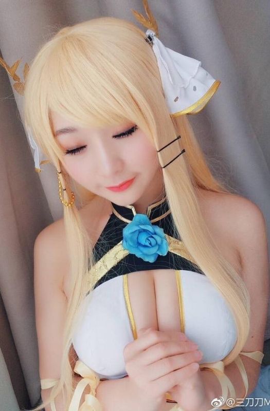 Loạt ảnh cosplay mỹ nhân Azur Lane vòng một đẹp mê hồn