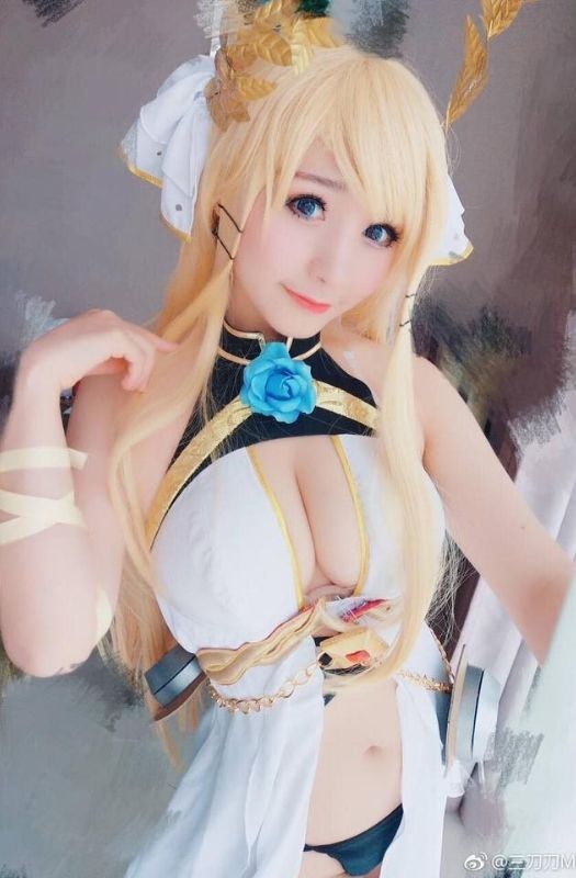 Loạt ảnh cosplay mỹ nhân Azur Lane vòng một đẹp mê hồn