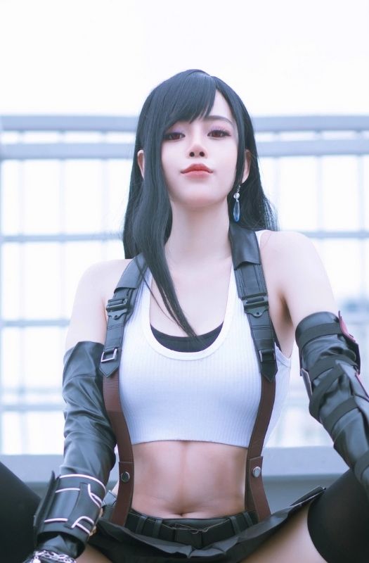 Bộ ảnh cosplay mỹ nhân Tifa với ngoại hình đầy nóng bỏng trong Final Fantasy