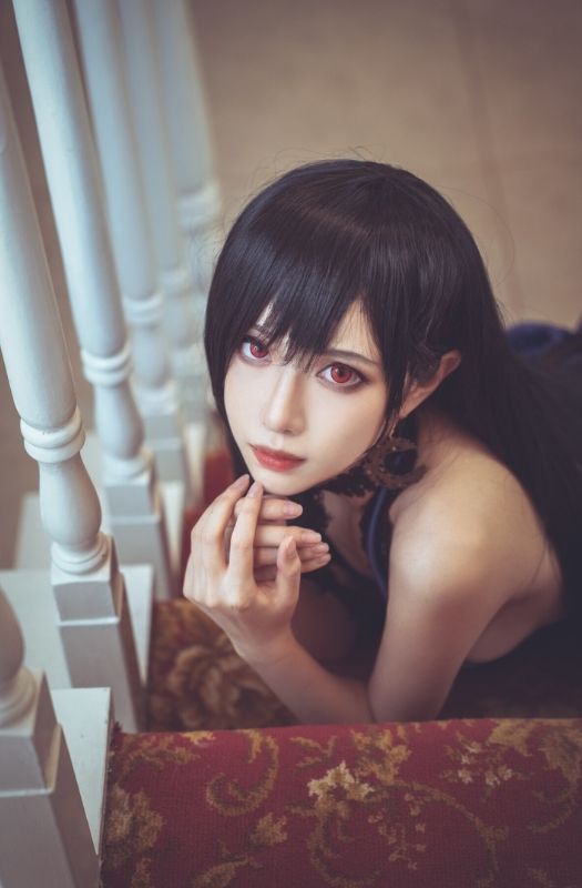 Bộ ảnh cosplay mỹ nhân Tifa với ngoại hình số đo 3 vòng hoàn hảo trong Final Fantasy