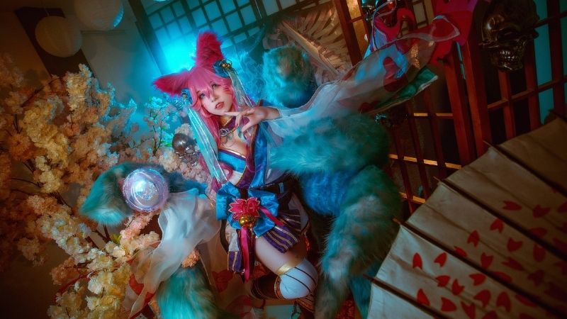Loạt ảnh cosplay Ahri Chiêu Hồn Thiên Hồ