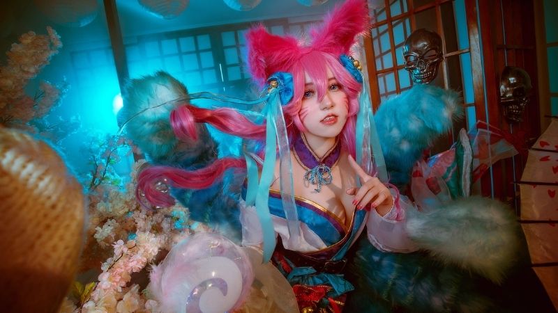 Loạt ảnh cosplay Ahri Chiêu Hồn Thiên Hồ