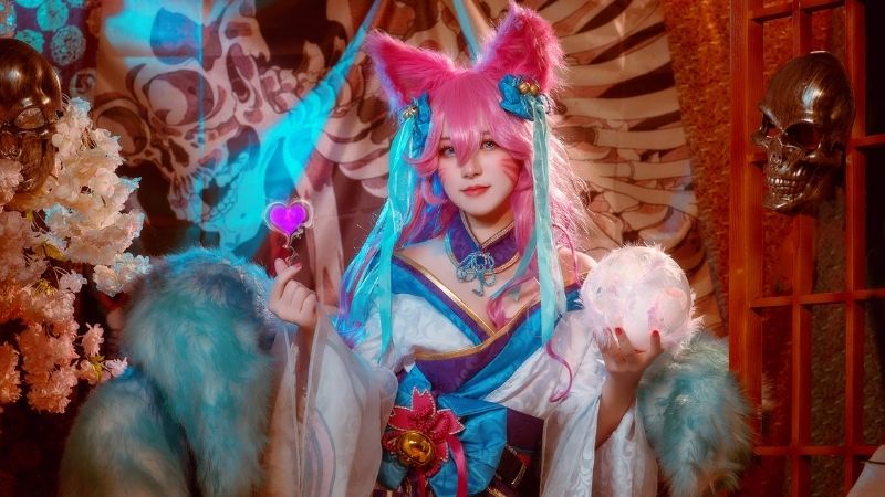 Loạt ảnh cosplay Ahri Chiêu Hồn Thiên Hồ