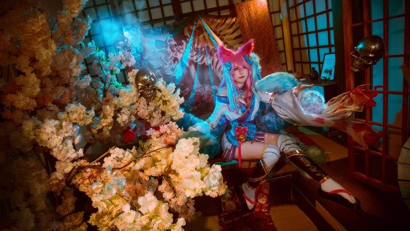 Loạt ảnh cosplay Ahri Chiêu Hồn Thiên Hồ