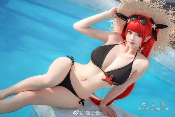 Loạt ảnh cosplay mỹ nhân USS Honolulu diện bikini gợi cảm