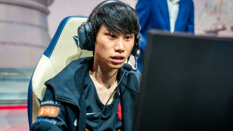 C9 Perkz bật mode "gáy sớm" sau khi chắc suất góp mặt tại CKTG 2021