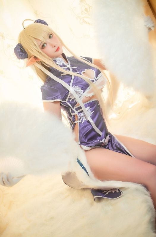 Loạt ảnh cosplay nàng Centaur lấp ló ngực đầy, đẹp mê hồn trong Azur Lane