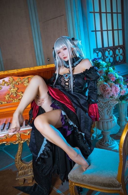 Loạt ảnh cosplay mỹ nhân Kagarino Kirie ăn đứt cả bản gốc