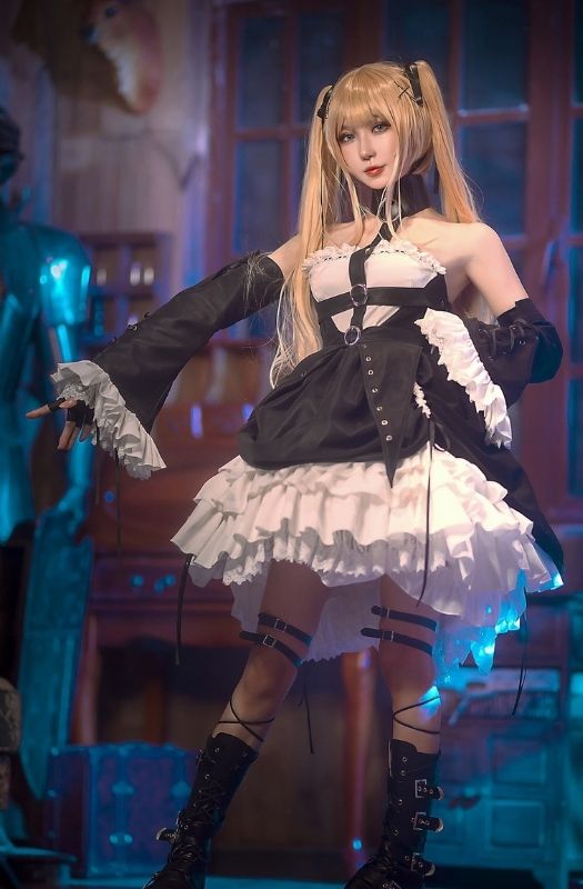 Bộ ảnh cosplay nhân vật Marie Rose trong Dead or Alive