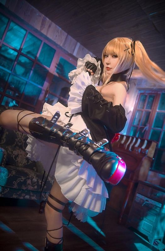 Bộ ảnh cosplay nhân vật Marie Rose trong Dead or Alive