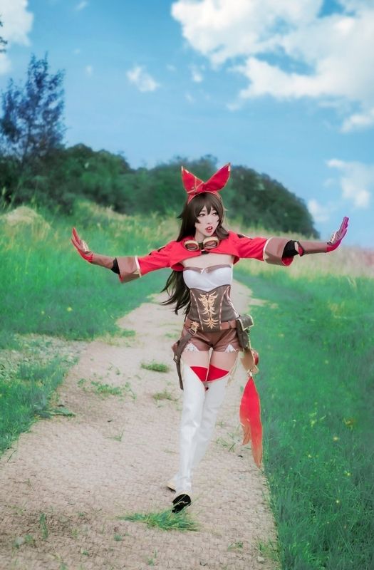 Bộ ảnh cosplay nhân vật Amber hùng vĩ và vô cùng chân thật