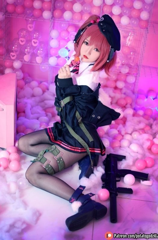 Bộ ảnh cosplay nhân vật MP7 gợi cảm trong Girls' Frontline