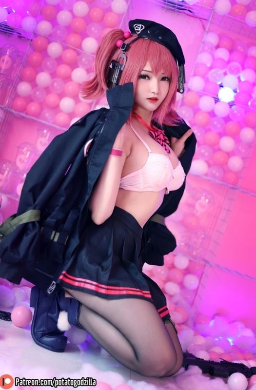 Bộ ảnh cosplay nhân vật MP7 gợi cảm trong Girls' Frontline