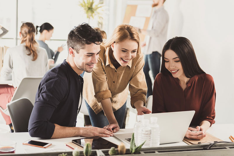 EQ và IQ là gì? So sánh sự khác biệt giữa IQ và EQ