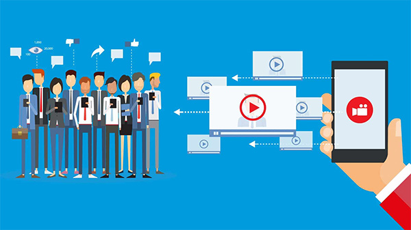 Hít đất với hai tay rộng bằng vai để tập tay sau.