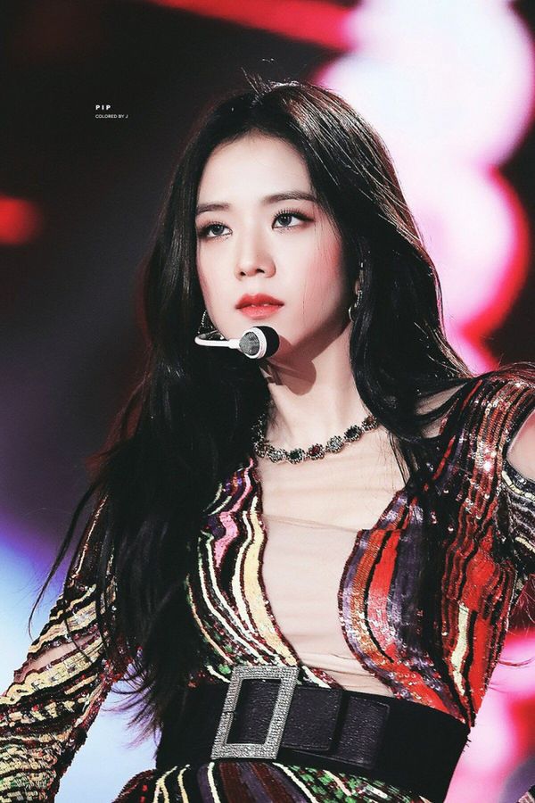 Visual là gì? Phân biệt vai trò, ý nghĩa vị trí các thành viên trong nhóm nhạc KPOP 26 Visual là gì? Phân biệt vai trò, ý nghĩa vị trí các thành viên trong nhóm nhạc KPOP | Lafactoria Web