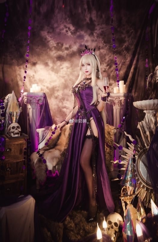 Bộ ảnh coslay nhân vật Dark Queen of the GreatBritain trong Fate/Grand Order