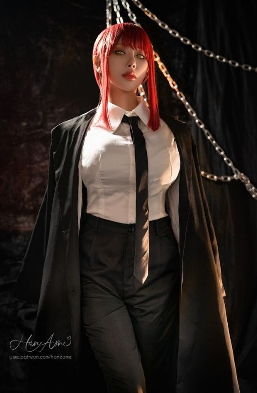 Bộ ảnh cosplay mỹ nữ phản diện Makima trong Chainsaw Man