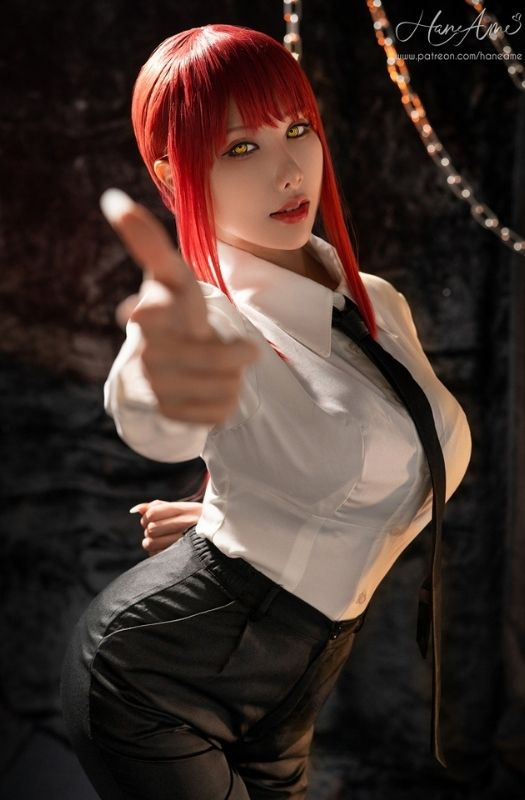 Bộ ảnh cosplay mỹ nữ phản diện Makima trong Chainsaw Man