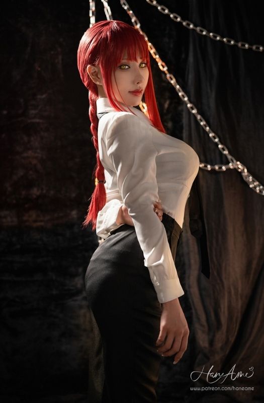 Bộ ảnh cosplay mỹ nữ phản diện Makima trong Chainsaw Man