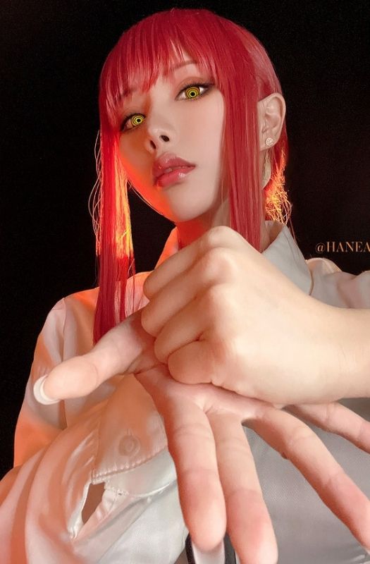 Bộ ảnh cosplay mỹ nữ phản diện Makima trong Chainsaw Man