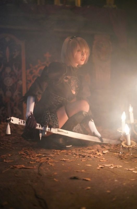 Loạt ảnh cosplay nhân vật 2B trong tựa game Nier: Automata 