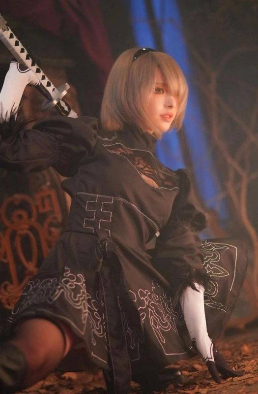 Loạt ảnh cosplay nhân vật 2B trong tựa game Nier: Automata 