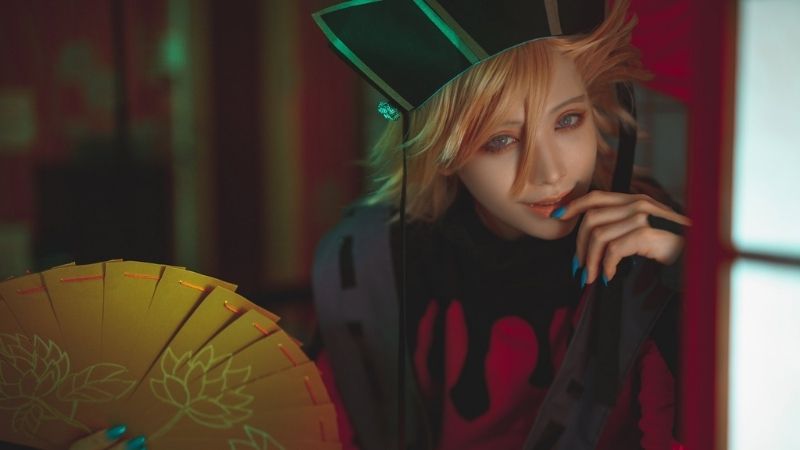 Bộ ảnh cosplay nhân vật Thượng Huyền Nhị Douma trong Kimetsu no Yaiba